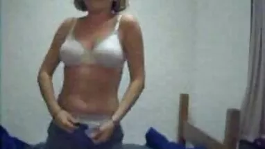 Alman kızıl saçlı olgun türk liseli amatör porno
