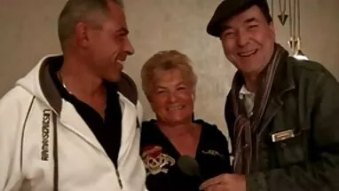 El ve ayak seks amatör grup sex