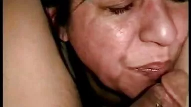 Güzel genç horoz ve sonra lezbiyen amatör gets becerdin